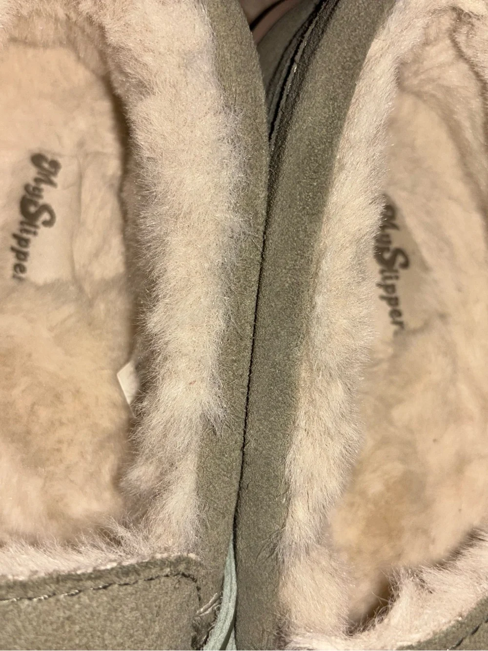 New my slippers Men's Suede Moccasin Slippers in Sage Green Sz 10